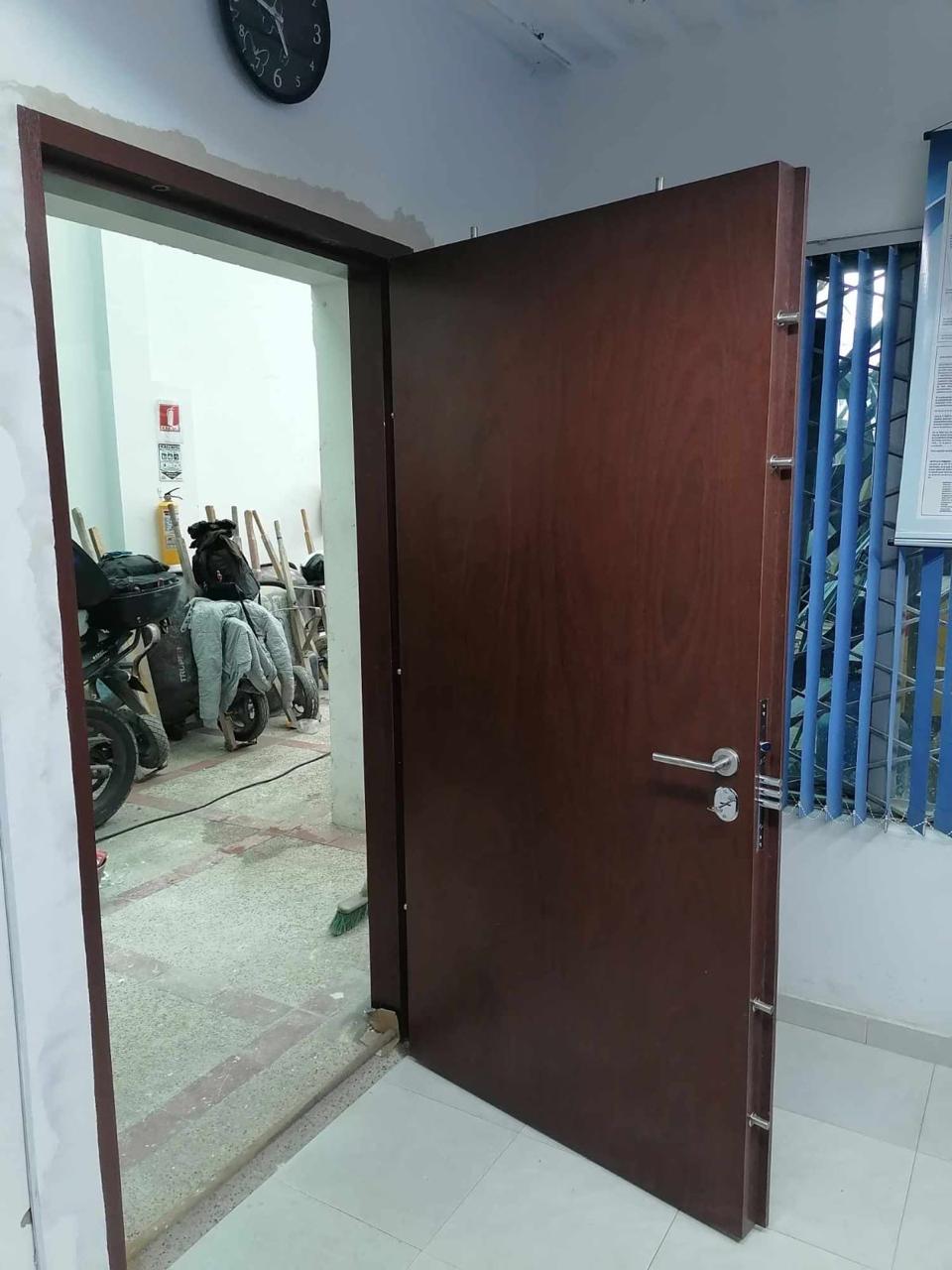 Puertas de Seguridad Nivel Medio