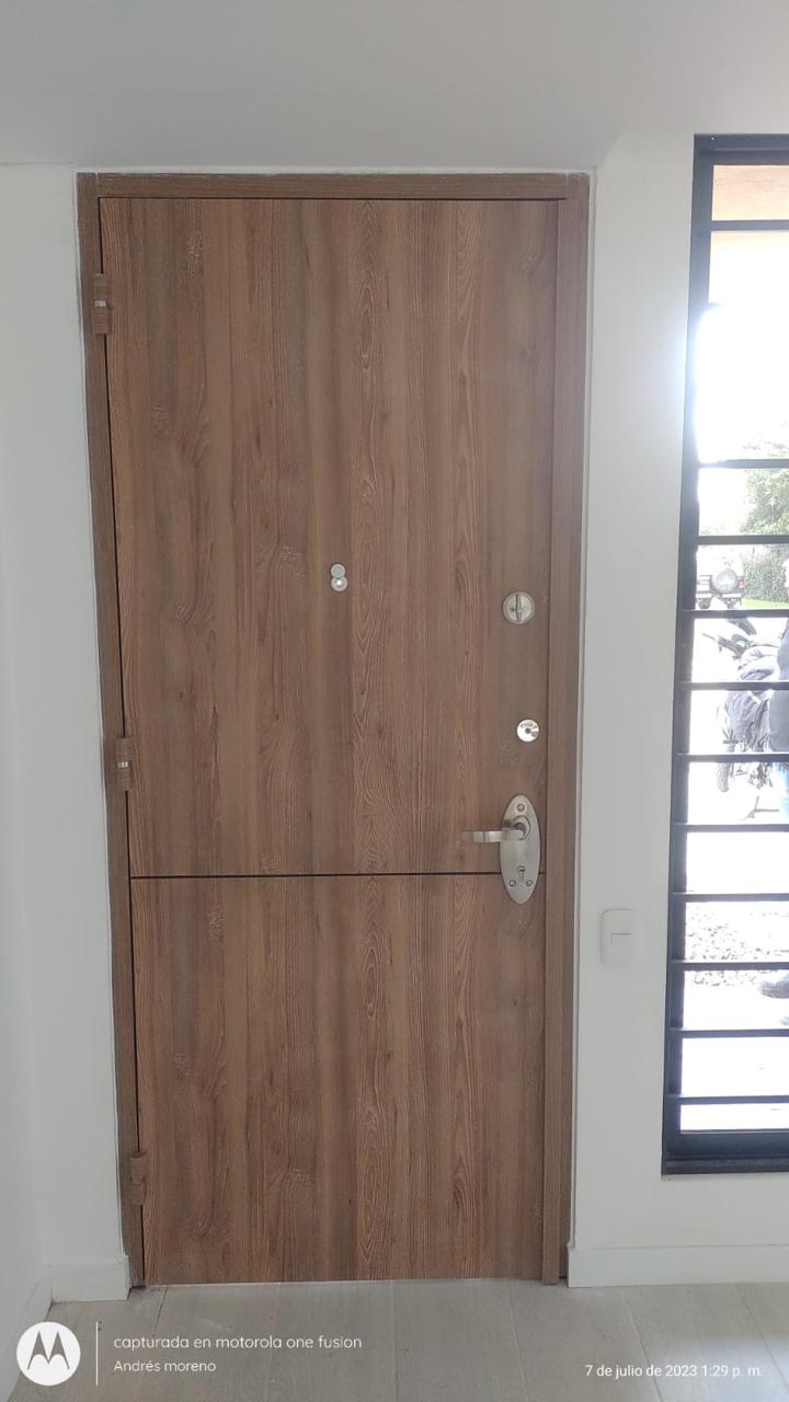 Puertas de seguridad nivel 3 plus